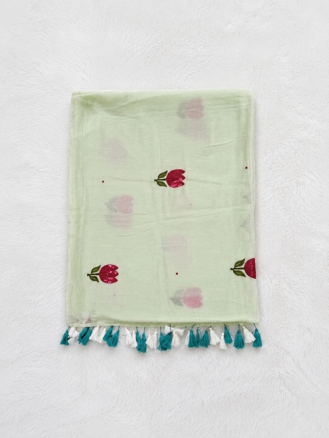 Lotus Square Saree in Pista