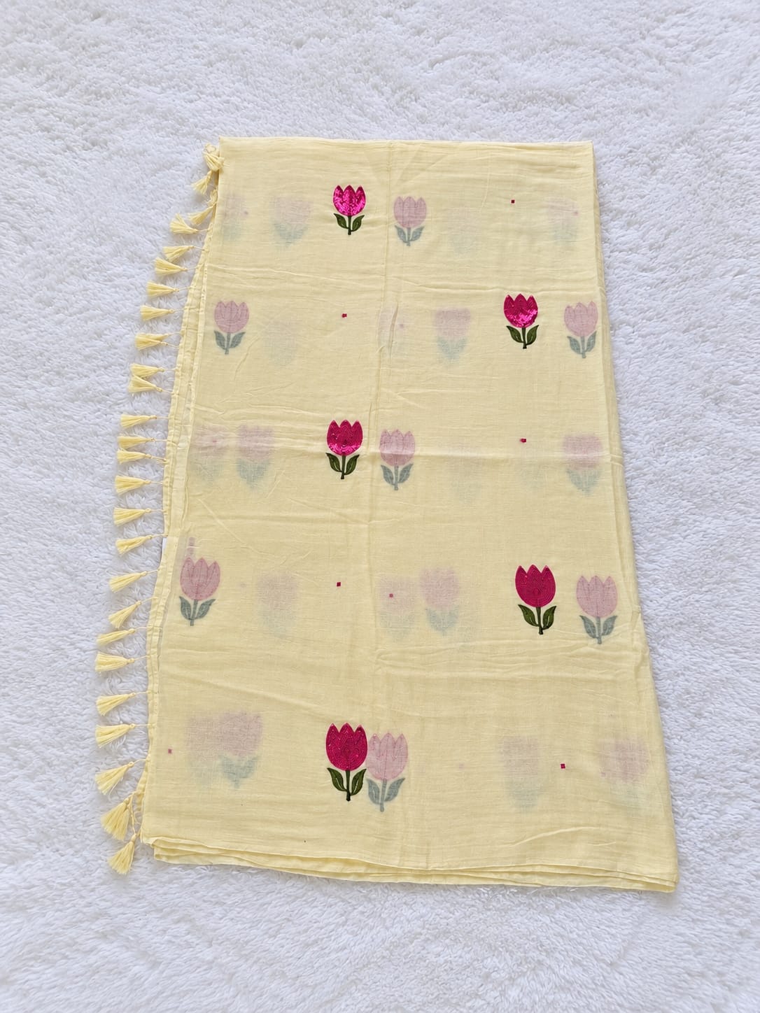 Lotus Square Saree in Off White
