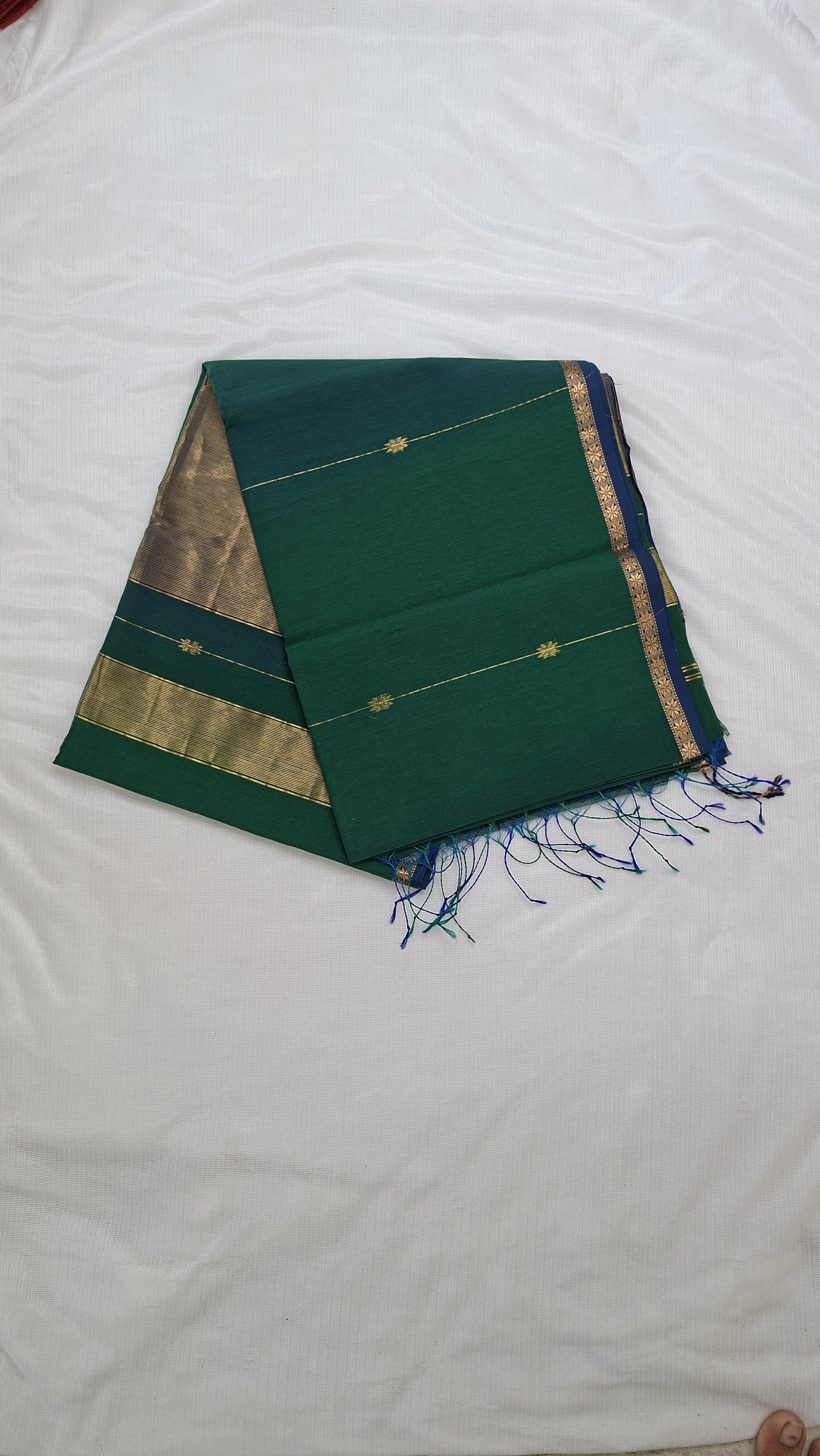 Maheshwari Pure Handloom Saree in Green Dual Tone
