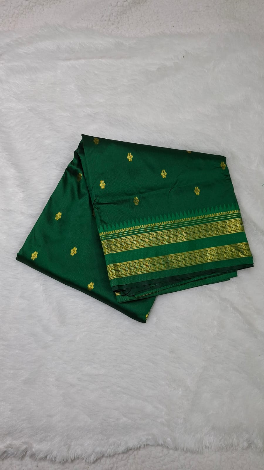 Narayan Peth Saree in Green