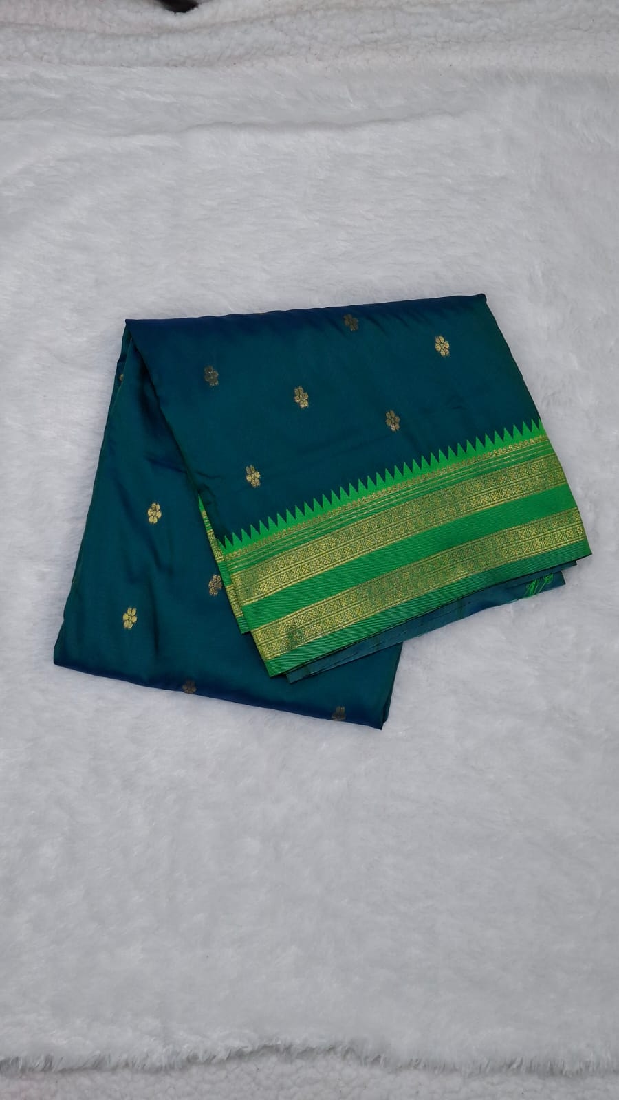 Narayan Peth Saree in Peacock Green